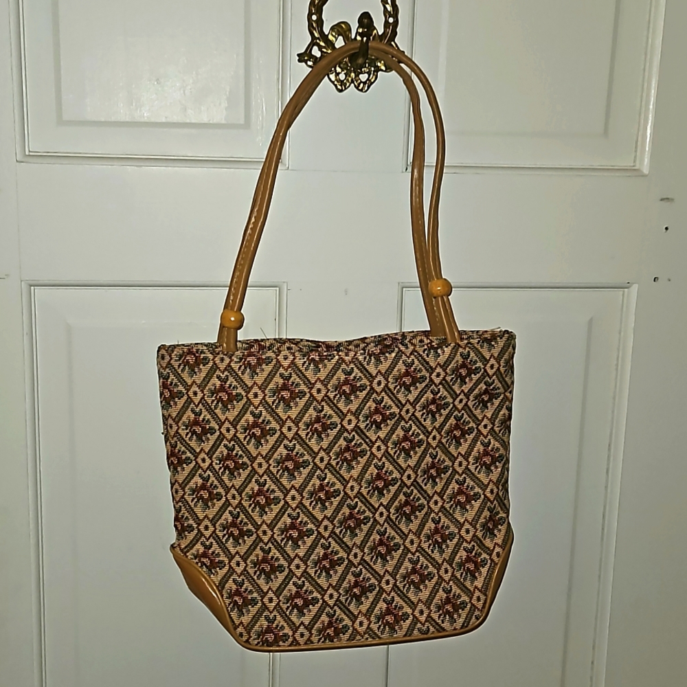 Vtg tapestry handbag purse